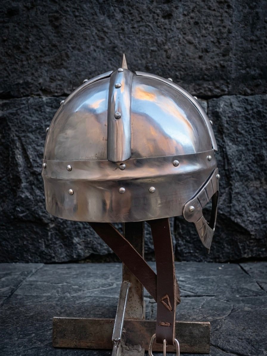 Nordischer Brillenhelm „Jarl“ – LARP & Requisite