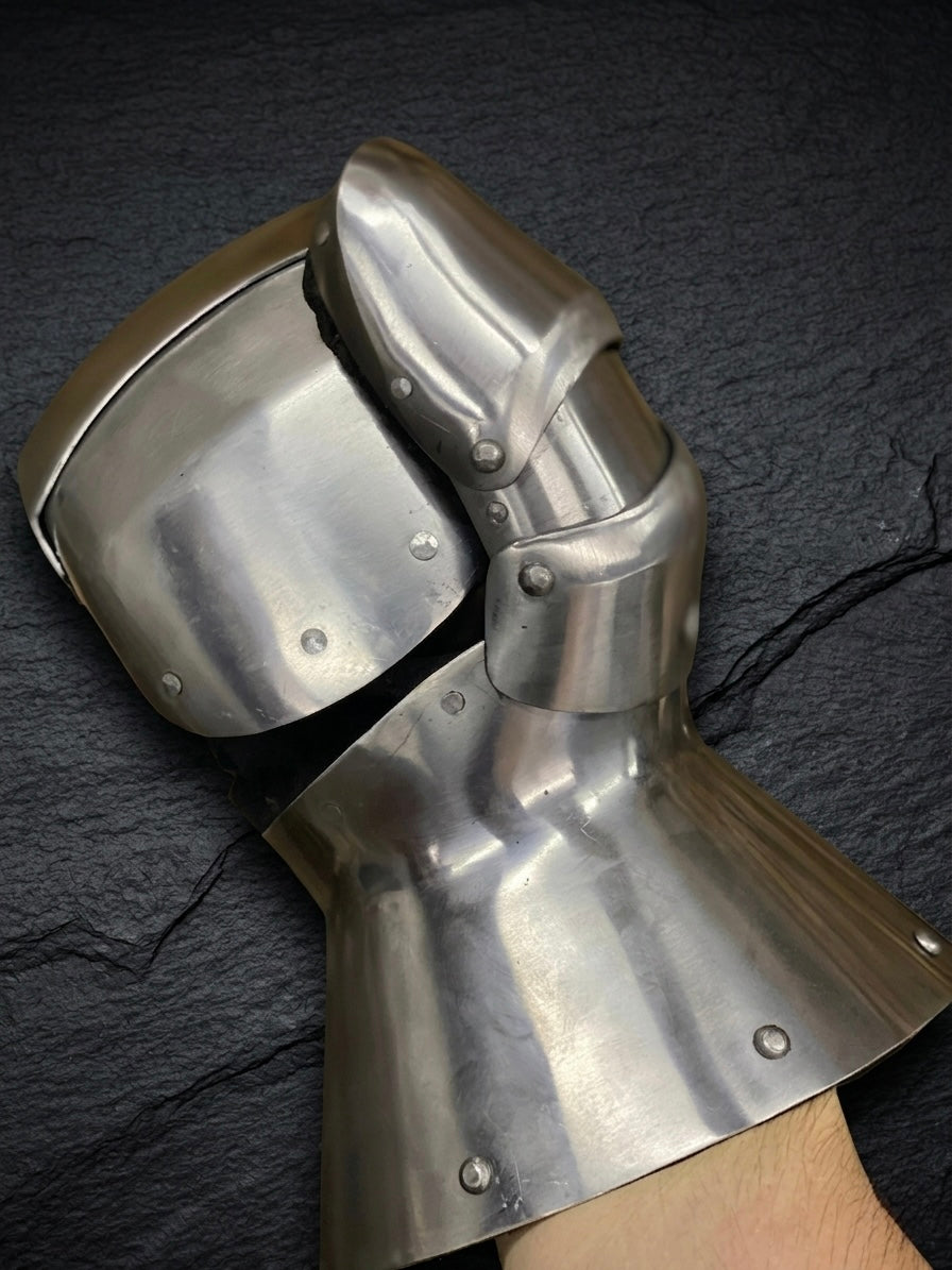 Gehärtete Panzerhandschuhe „Reno“ – Buhurt-Ready