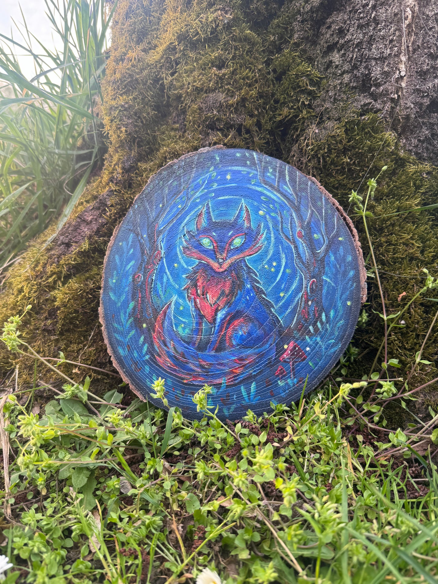 Handbemaltes Holz-Tablett „Wolfsmond“ – Mystische Wanddeko & Unikat-Kunsthandwerk