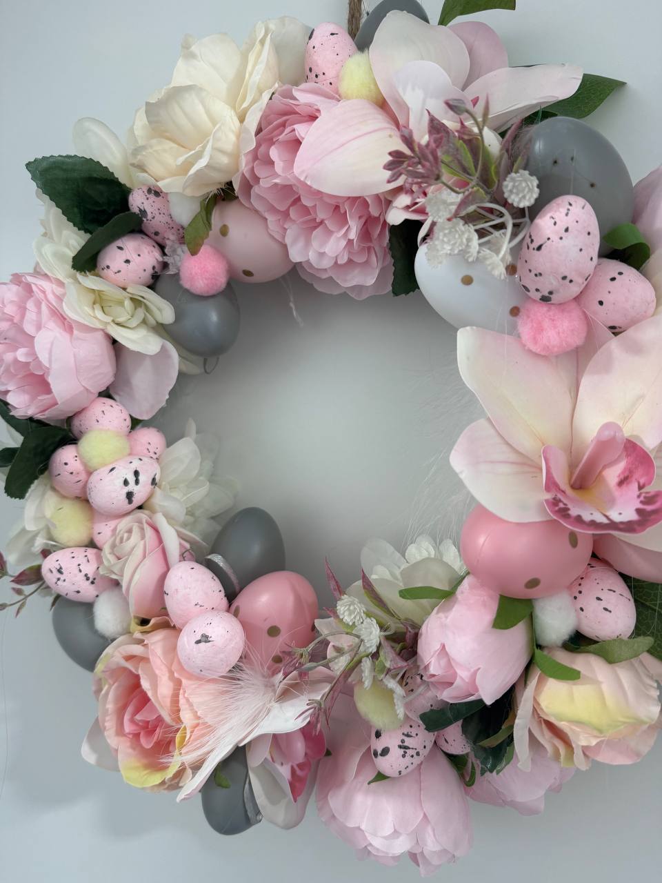 Handgefertigter Osterkranz in Rosa & Grau – Unikat