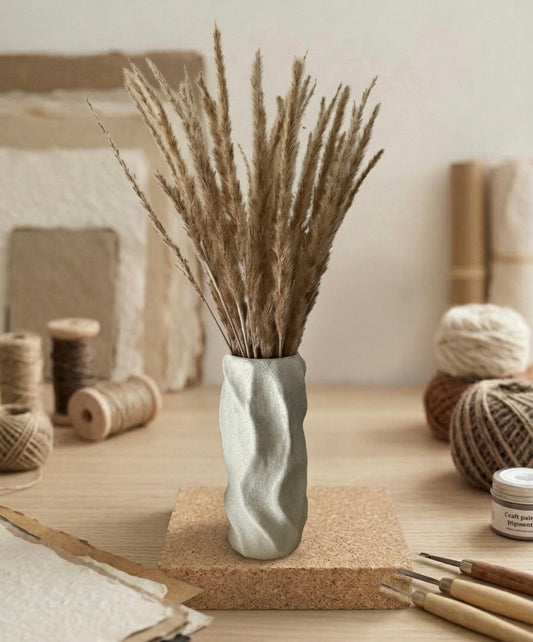 Nachhaltige Design-Vase für Trockenblumen – Upcycling Handmade Vase