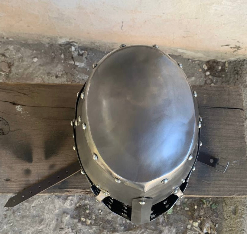 Topfhelm "Bolzano" (14. Jh.) –Polierter Stahl & Profi-Polsterung (2мм)