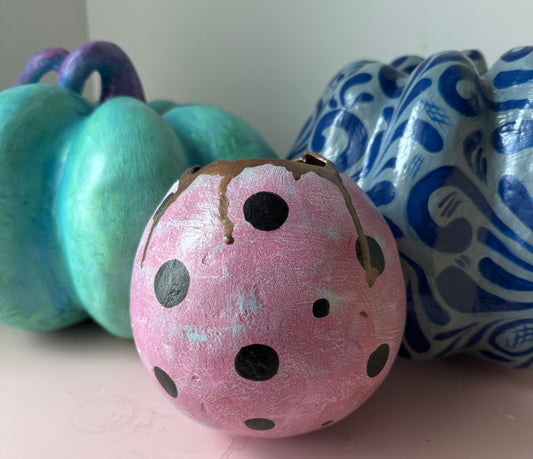 Dekoratives Osterei-Gefäß aus Papier-Mâché, Pink & Schwarz – Handgemachtes Unikat
