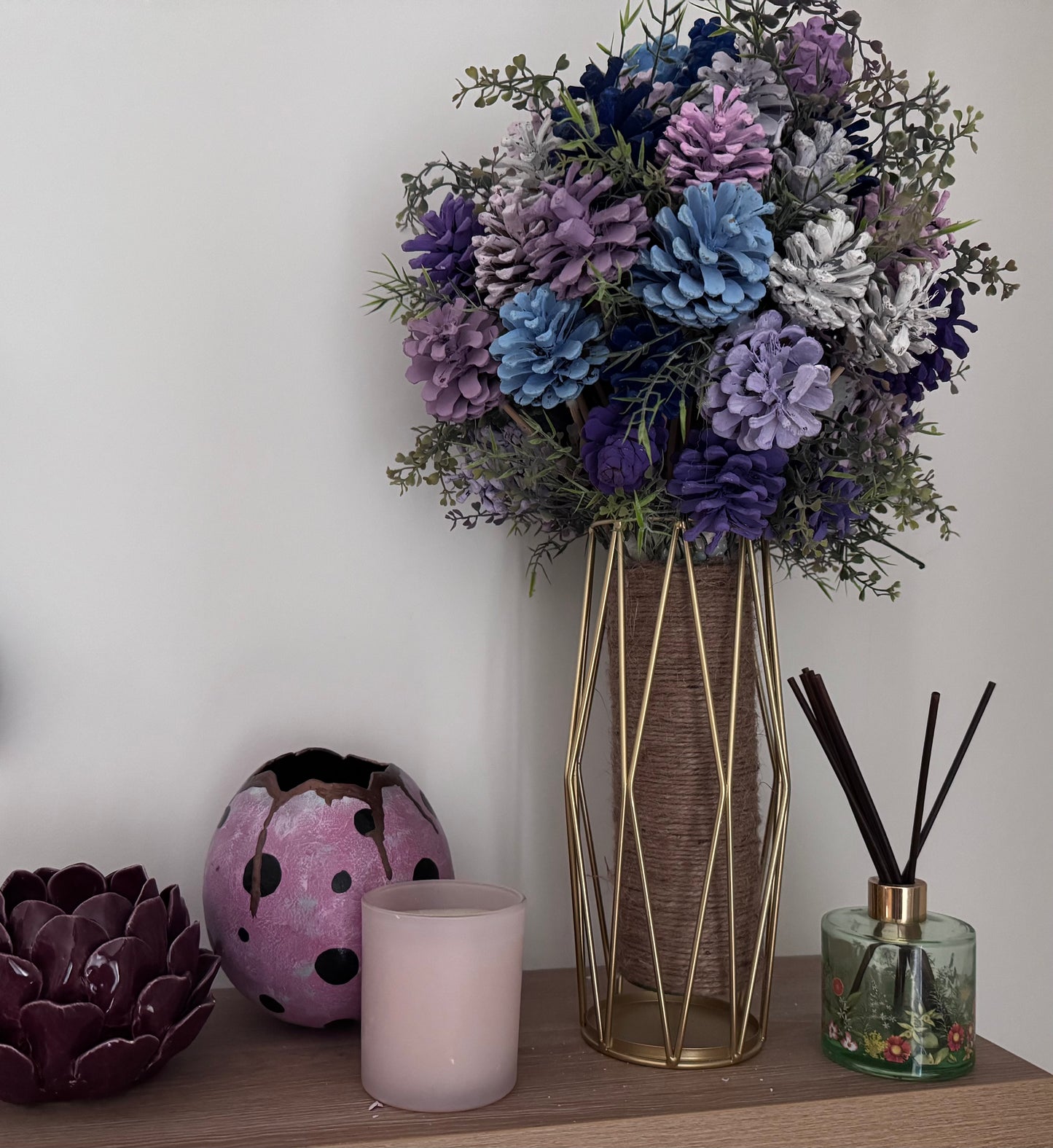 Dekoratives Osterei-Gefäß aus Papier-Mâché, Pink & Schwarz – Handgemachtes Unikat