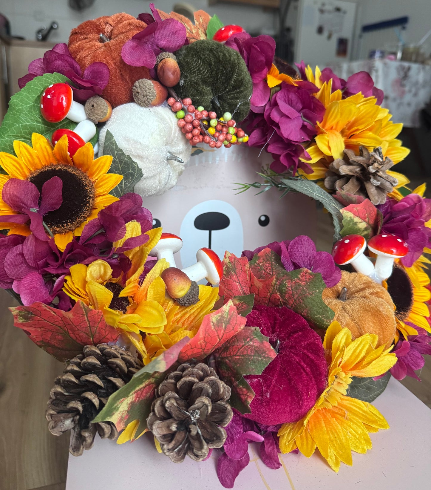 Handgefertigter Herbstkranz mit Sonnenblumen & Pilzen – Unikat Wanddeko